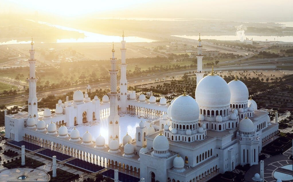 Vẻ giàu có của nhà thờ Hồi giáo Lớn Sheikh Zayed tại UAE - VOV Du lịch -  Trang tin tức của Truyền hình VOVTV