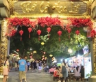 Ninh Bình: Phố cổ Hoa Lư thu hút du khách bởi vẻ đẹp lung linh, huyền ảo