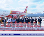 Tàu bay mang biểu tượng du lịch TP. Hồ Chí Minh đáp xuống Điện Biên