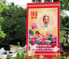 Thủ đô Hà Nội rực rỡ cờ hoa kỷ niệm 134 năm ngày sinh Chủ tịch Hồ Chí Minh