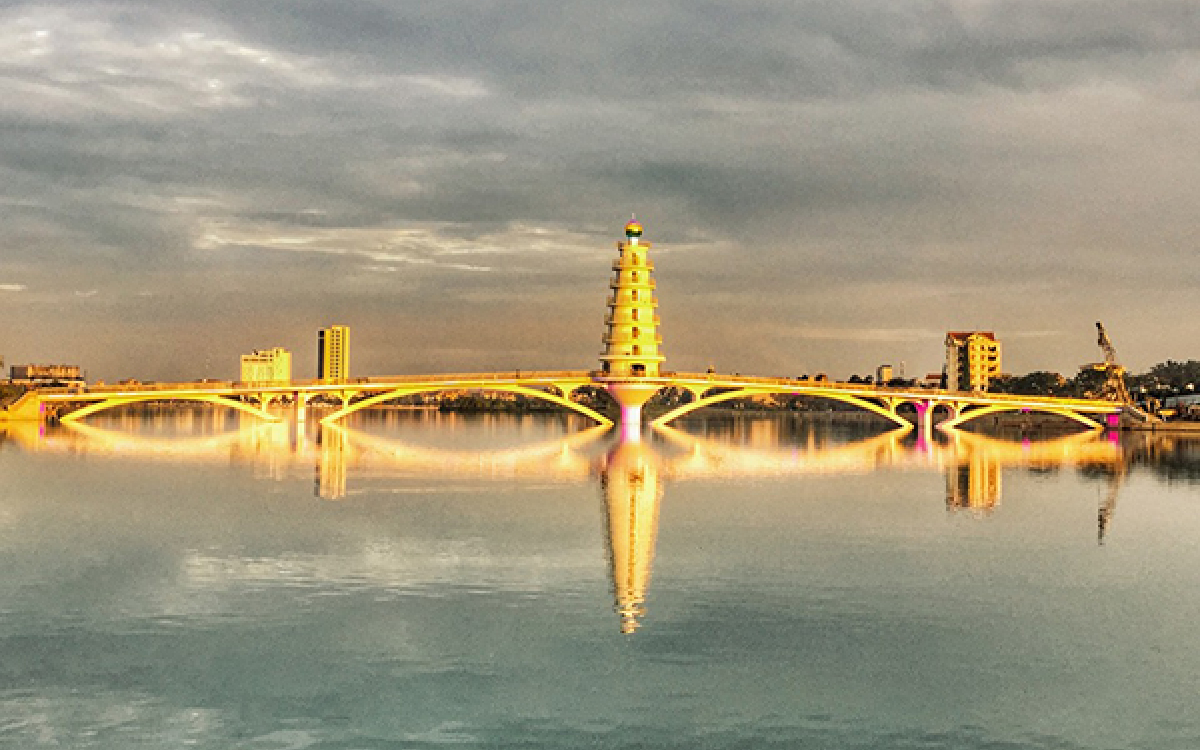 Đẹp đến 'đứng hình', cây cầu đi bộ ở Phú Thọ trở thành địa điểm ...