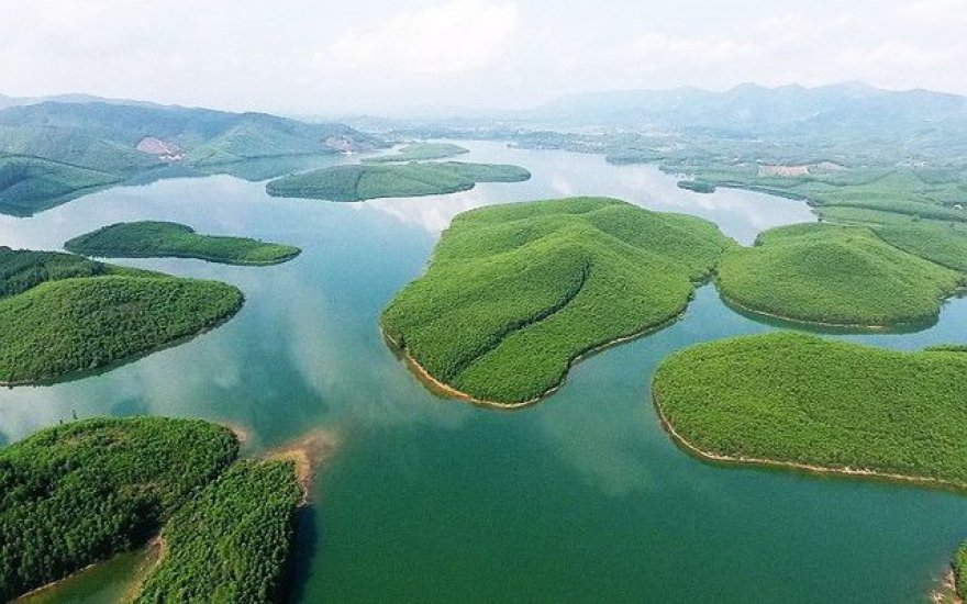 Đập Vệ Vừng – cảnh quan thiên nhiên kỳ thú cách thị trấn huyện Yên Thành 7km về phía Tây
