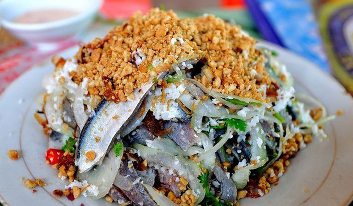 Gỏi cá trích – đặc sản Phú Quốc ngon nổi tiếng