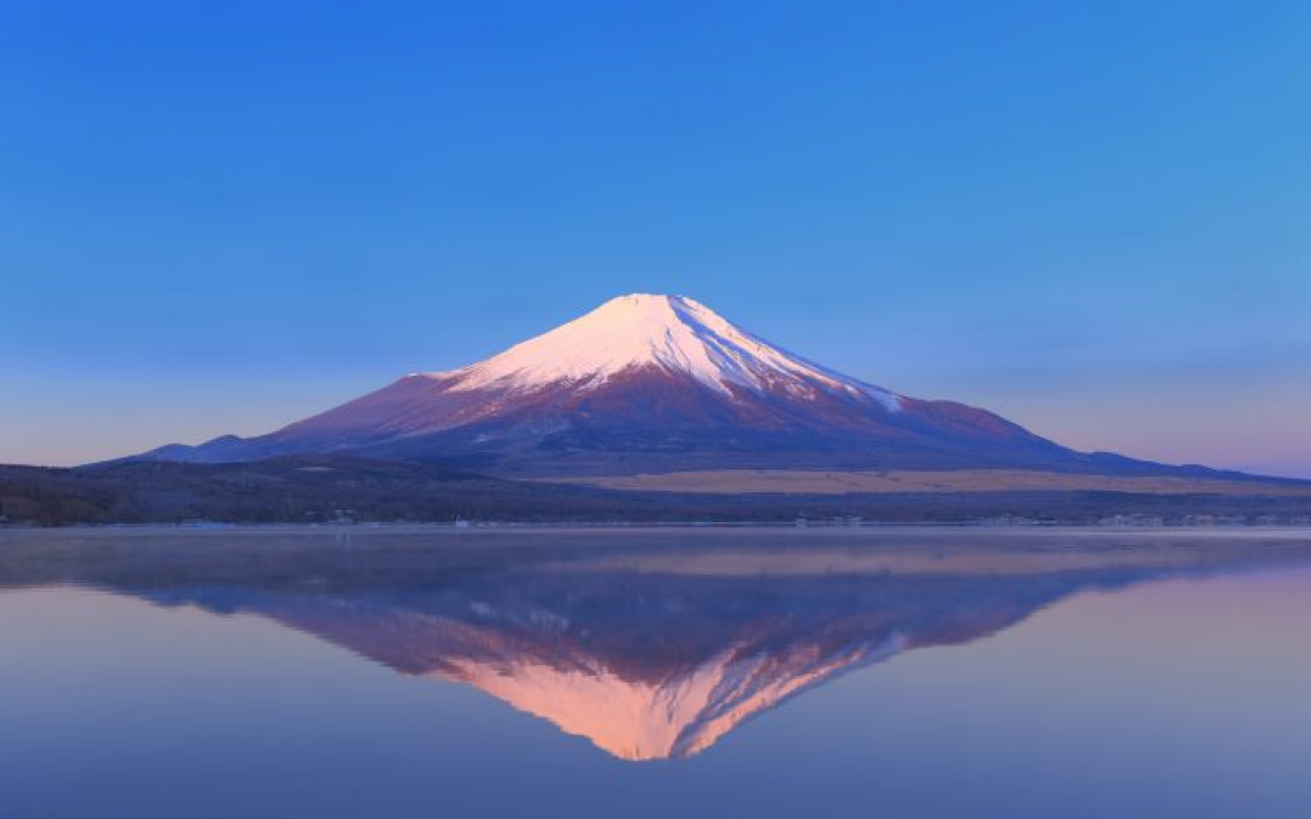 Nhật Bản quy định người leo núi đóng góp kinh phí bảo tồn núi Phú ...