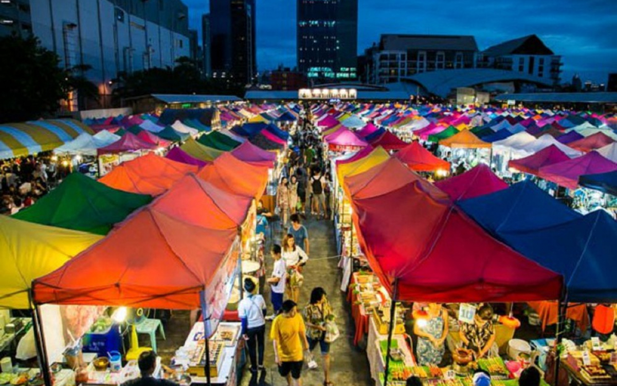 Top 5 chợ đêm thu hút du khách ở Việt Nam  VIETNAM GOLDEN BOOKS  HÀNH  TRÌNH QUẢNG BÁ CÁC GIÁ TRỊ DỊCH VỤ VIỆT NAM