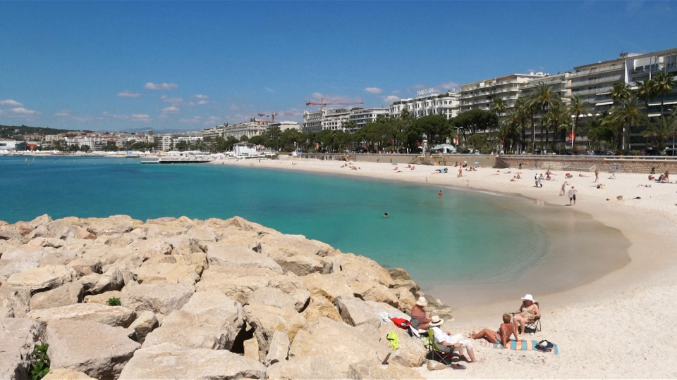 Thành phố Cannes có gì hấp dẫn du khách?