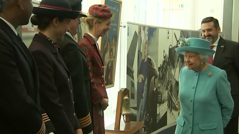 Nữ hoàng Anh thăm British Airways