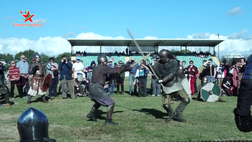 Australia tái hiện các trận chiến thời trung cổ tại lễ hội mùa đông