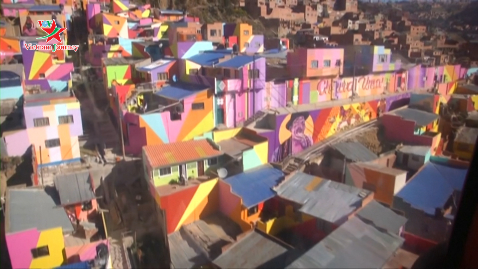 Bolivia: Nghệ thuật mang lại niềm vui