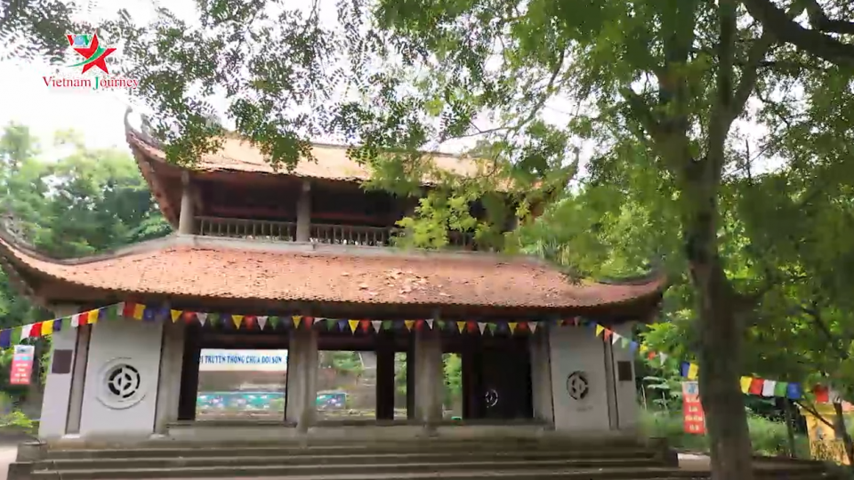 Chùa Long Đọi Sơn – Ngôi chùa cổ trên đỉnh núi Đọi