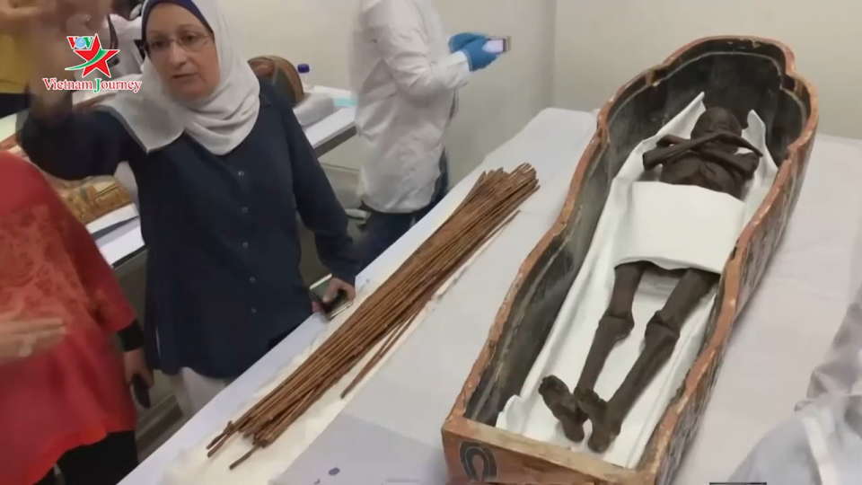 Ai Cập mở quan tài chứa xác ướp hơn 3000 năm tuổi