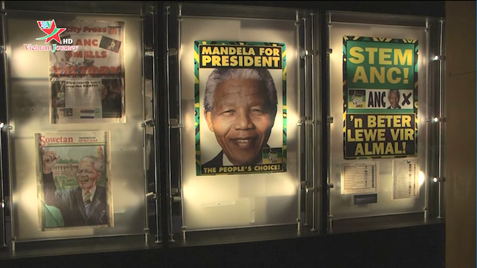 Triển lãm về cố Tổng thống Nam Phi Nelson Mandela