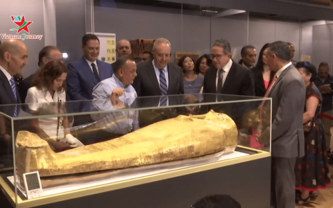 Ai Cập trưng bày quan tài bằng vàng nghìn năm tuổi sau nhiều năm bị thất lạc