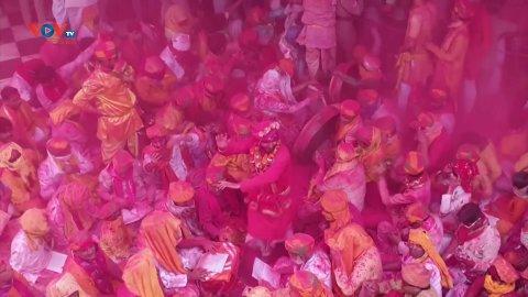 Ấn Độ đón lễ hội sắc màu Holi 