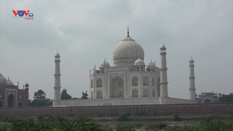 Ấn Độ: Ô nhiễm từ New Delhi đe dọa đền Taj Mahal