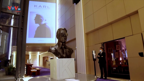 Bán đấu giá các món đồ cá nhân của nhà thiết kế thời trang Karl Lagerfeld