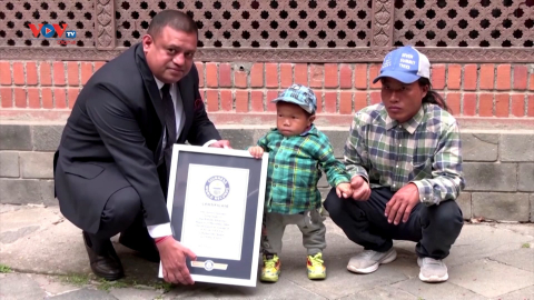Chàng trai lùn nhất Nepal lập kỷ lục Guinness thế giới 