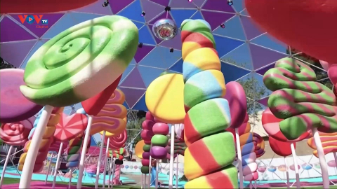 Công viên chủ đề kẹo mút hút khách tại Los Angeles, Mỹ