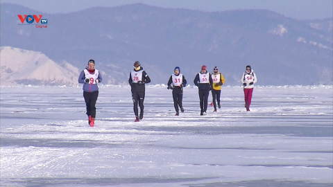 Cuộc chạy đua trên hồ băng Baikal 