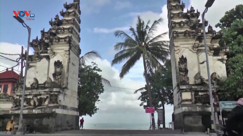 Đảo du lịch Bali (Indonesia) giới hạn du khách nước ngoài dịp lễ cuối năm