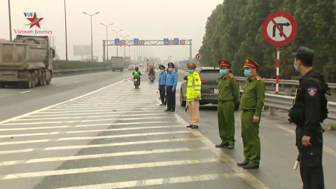 Hà Nội lập 30 chốt kiểm soát các cửa ngõ vào Thủ đô