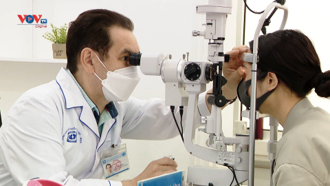 Hậu Covid-19, gia tăng số người đi khám các bệnh về mắt 