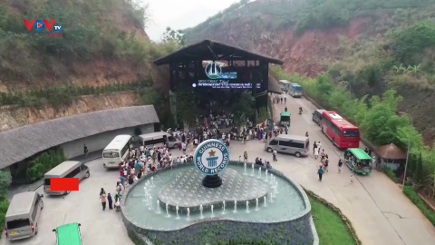 Hơn 110.000 lượt du khách đến với khu du lịch quốc gia Mộc Châu