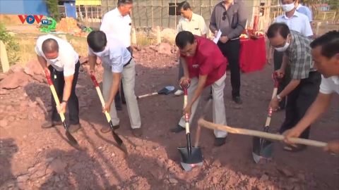 Khởi công xây dựng nhà sinh hoạt cộng đồng cho người gốc Việt tại tỉnh Kampot, Campuchia