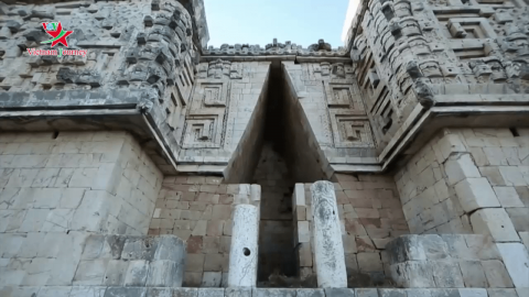 Lối đi ẩn trong công trình Maya cổ đại 