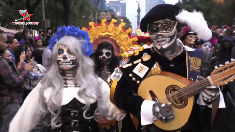 Mexico: Diễu hành trước thềm lễ hội “Ngày của người chết”