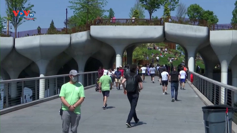 Mỹ: New York mở cửa công viên nổi trên sông 