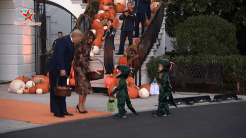 Nhà Trắng mở cửa đón trẻ em dự lễ Halloween