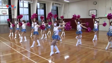 Nhật Bản: Đội cổ vũ tập hợp những người cao tuổi