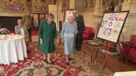 Nữ hoàng Anh bắt đầu lễ kỷ niệm 70 năm ngày lên ngôi