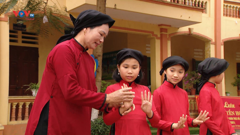 Phú Thọ: Đưa hát Xoan vào trường học