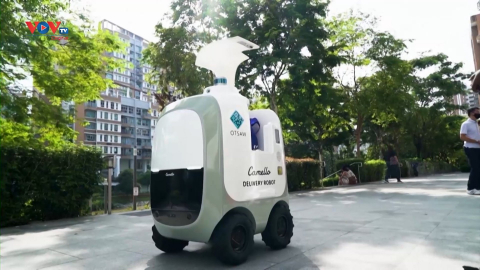 Singapore chạy thử nghiệm robot tự động giao hàng 