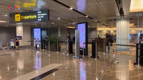 Singapore tạm dừng bán vé cho những chuyến du lịch không có kiểm dịch