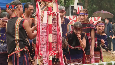 Tái hiện chân thực tục lệ cưới truyền thống của đồng bào dân tộc Ba Na
