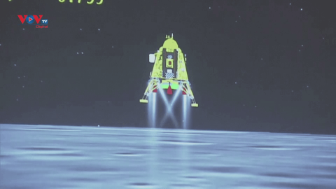 Tàu du hành của Ấn Độ hạ cánh thành công lên bề mặt mặt trăng