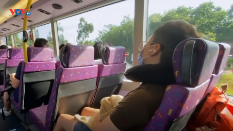 Tour du lịch ngủ trên xe buýt đắt khách ở Hong Kong (Trung Quốc)