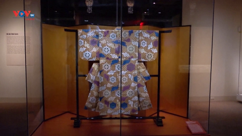 Triển lãm Kimono hiện đại tại Bảo tàng nghệ thuật Metropolitan