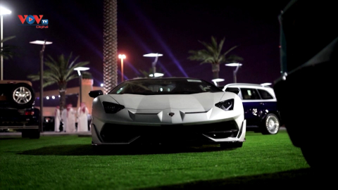 Triển lãm xe hơi Riyadh thu hút đông đảo khách tham quan 