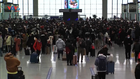 Trung Quốc: Lưu lượng hành khách di chuyển tăng mạnh trong ngày cuối kỳ nghỉ Tết Nguyên Đán
