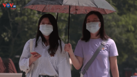 Trung Quốc: Thượng Hải nắng nóng như thiêu đốt