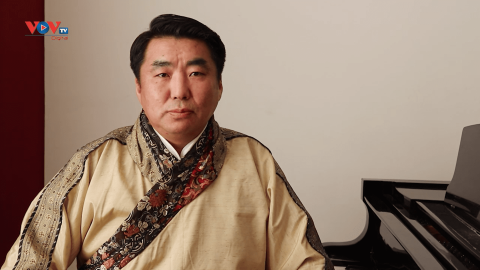 Vì sao nhạc sĩ Mông Cổ giành giải Đặc biệt cuộc vận động sáng tác ca khúc "Hát lên Việt Nam"